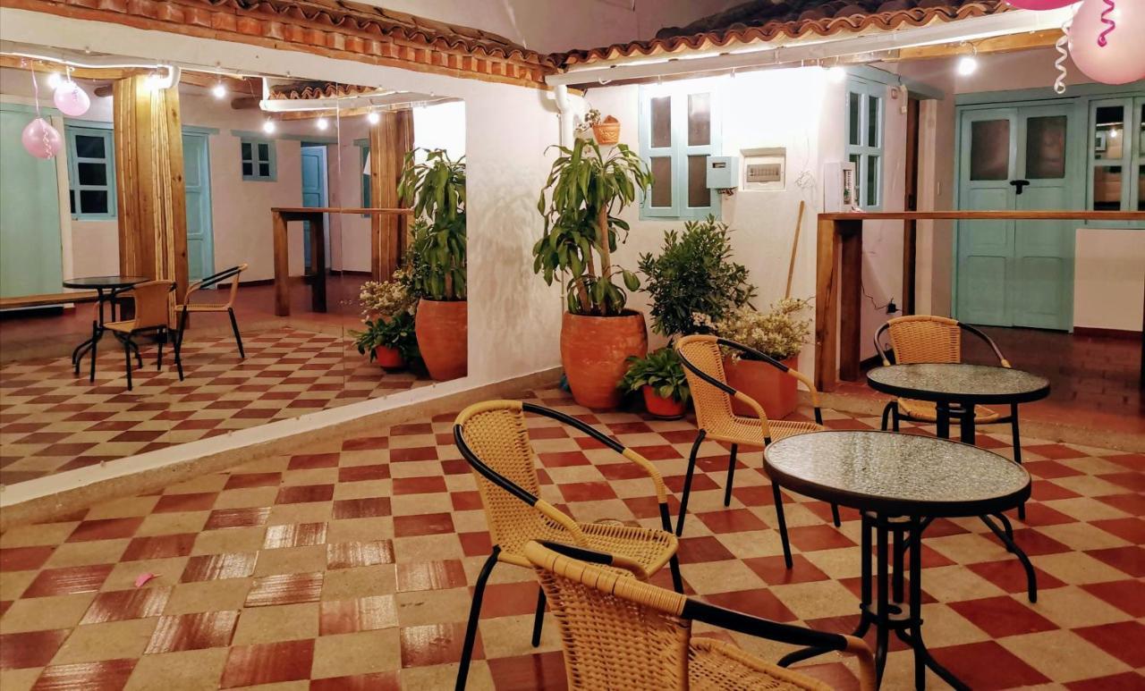 Popichi Hostel Villa de Leyva Buitenkant foto